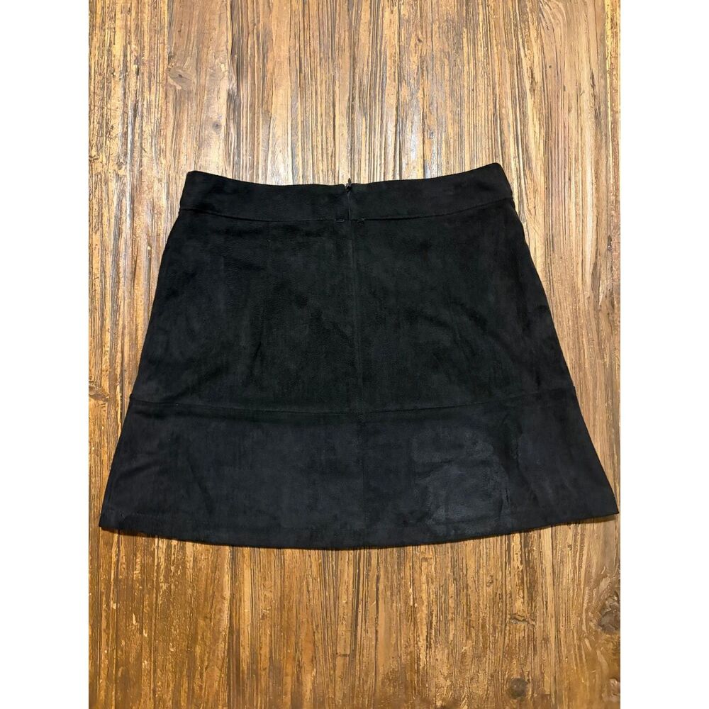 Lulus Black Faux Suede A-Line Mini Skirt Size XS Minimalist Casual
